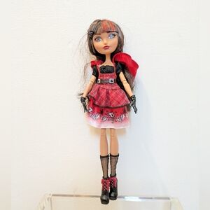 Ever After High Hat-Tastic Cerise Hood Daughter Of Red Ridinghood Doll